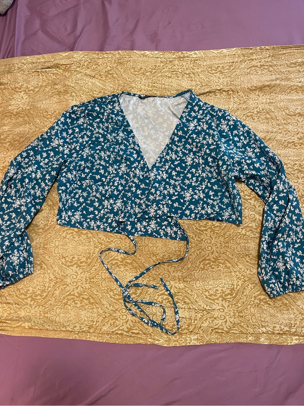 SHEIN Teal Floral Wrap Crop Top